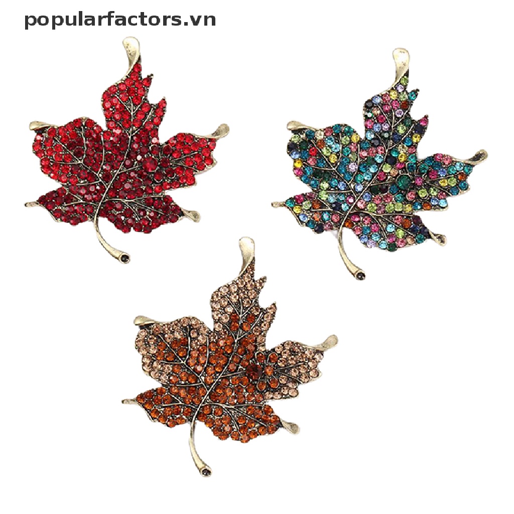 Huy hiệu cài áo hình lá phong thời trang