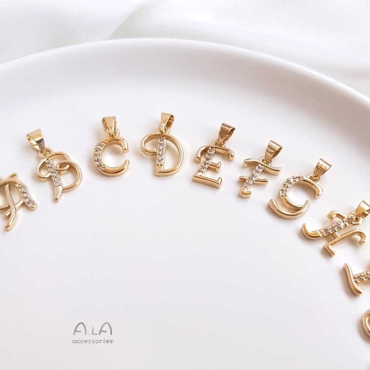 Mặt Dây Chuyền Hình Chữ Cái Mạ Vàng 14k Đính Đá Zircon Sang Trọng