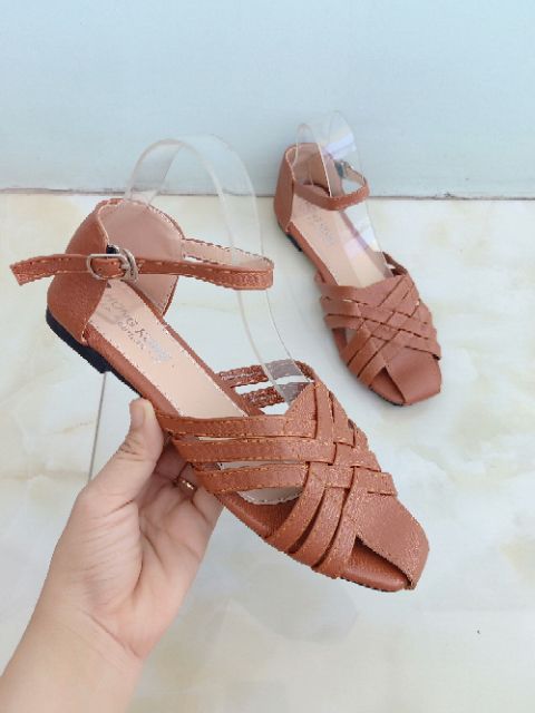 Sandal rọ 6 dây đan