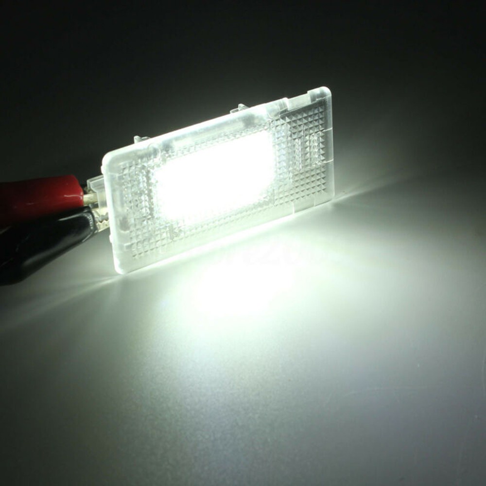 Hộp Đựng Găng Tay 24 Bóng Led Gắn Cốp Xe Hơi BMW E90 E92 E66 E39