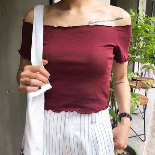 Áo thun gân trễ vai