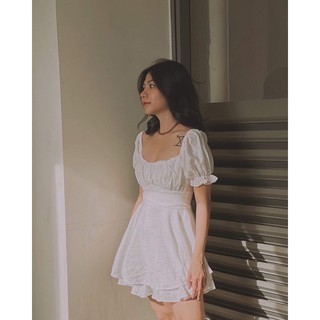 Váy siết eo