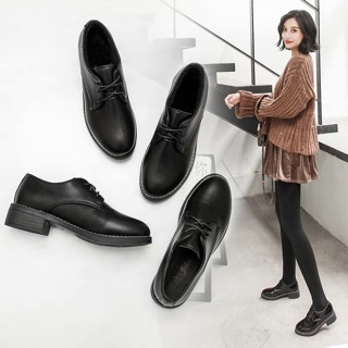 giày nữ hót hòn họt luôn ạ