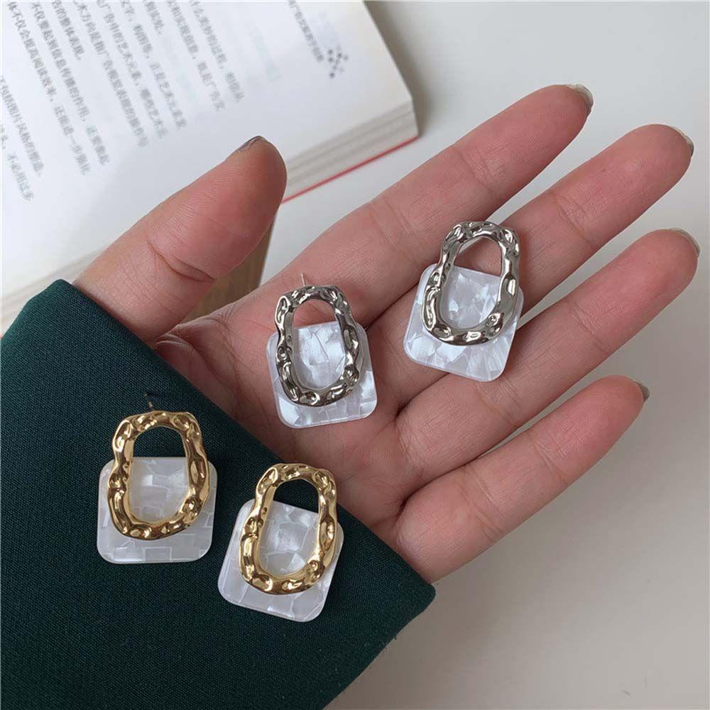 Bông Tai Đinh Tán VANES1 Trắng|Màu Sắc Khuyên Tai Acrylic Kiểu Hình Học Phong Cách Thời Trang Hàn Quốc