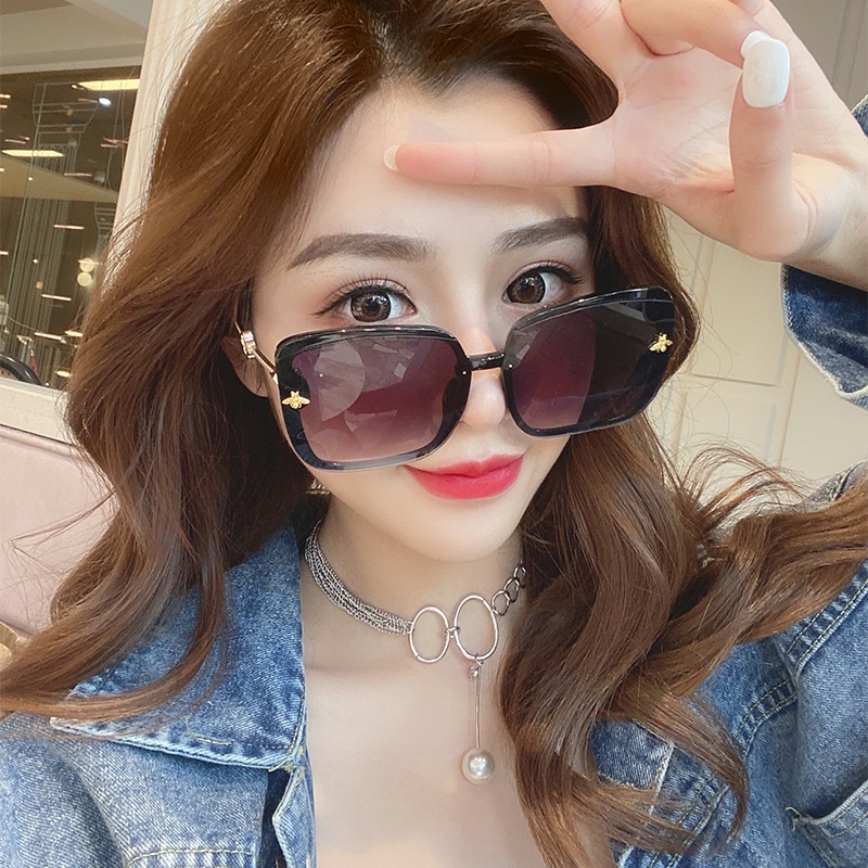 Kính Mát Gọng Vuông Lớn Chống Tia UV Thời Trang