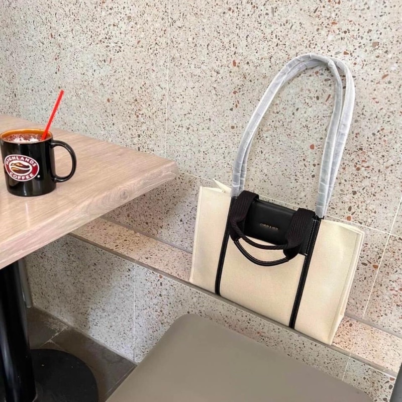 TNS - Túi tote form vuông công sở vừa laptop siêu hottrend C•and•K field tote bag-chất canvas-trắng phối đen sang trọng