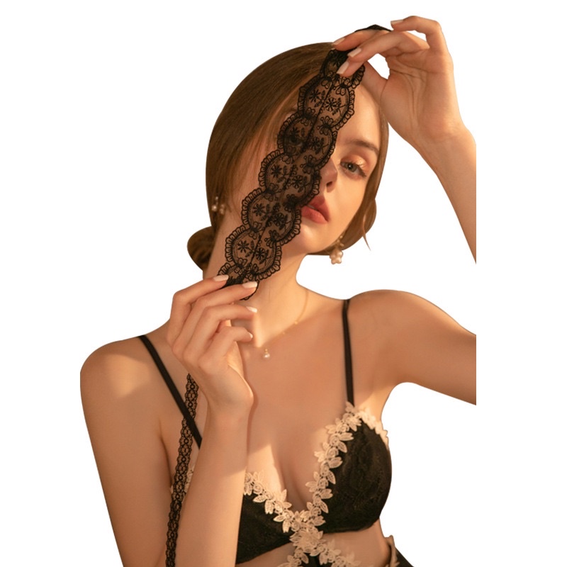 FM7687 Ren Bịt Mắt Viền Sóng Gợi Cảm • Đen / Trắng Quyến Rũ Sexy