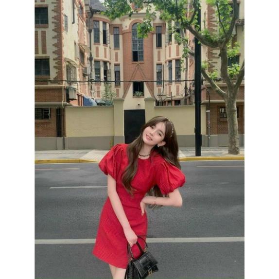 Váy đỏ tết NADO, Đầm đỏ tay phồng ngắn mặc đi chơi tết noel đẹp thời trang nữ cổ tròn freesize dưới 55kg | BigBuy360 - bigbuy360.vn