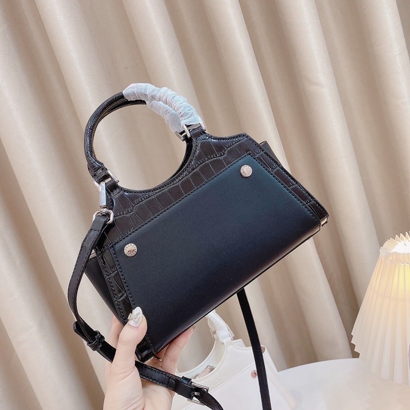 Túi pê rô vân rắn phối có quai cầm size 23cm chuẩn xxuất sinn 0024#