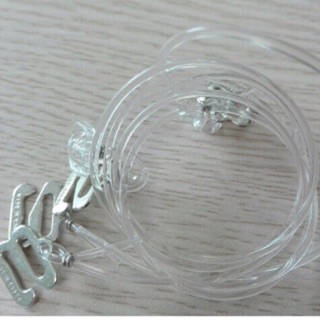 Dây áo trong sợi bún
