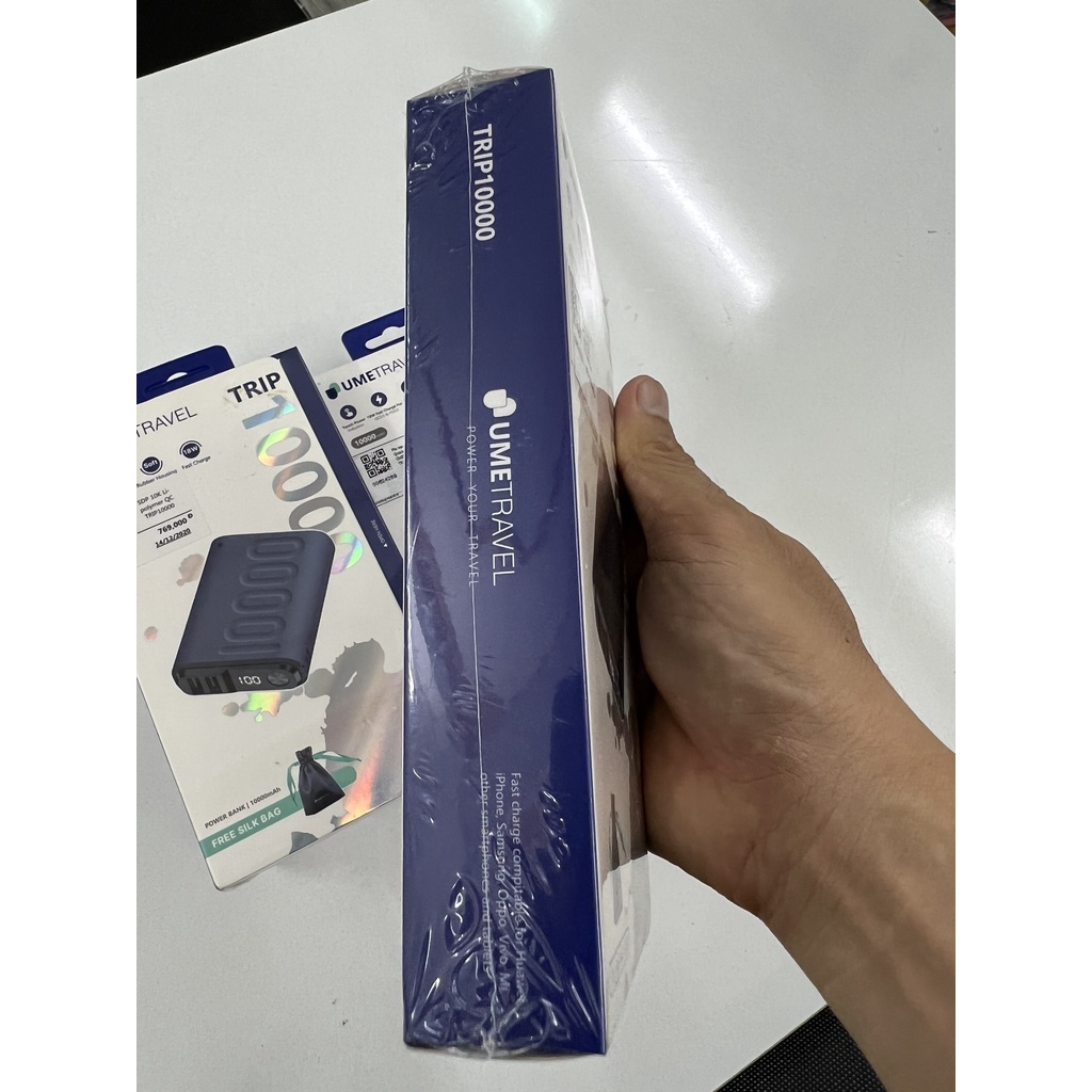 Pin sạc dự phòng UmeTravel 10000mAh TRIP10000 Quick Charge - Chính hãng - Sạc cùng lúc 3 điện thoại tiện lợi