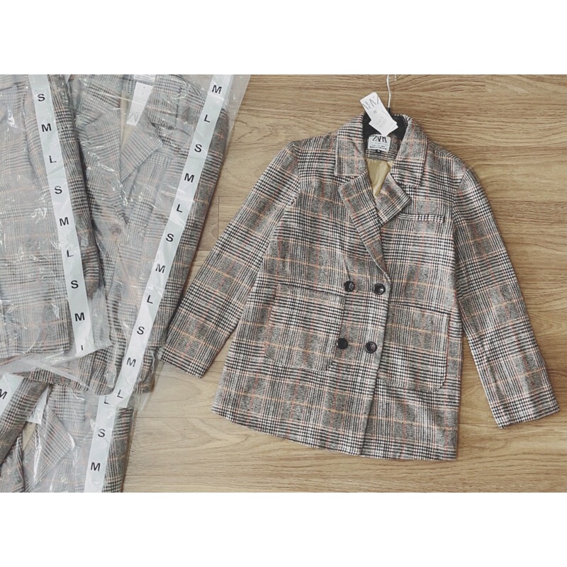 BÁN SỈ ÁO VEST KẺ NÂU TÂY 2 LỚP TÚI HỘP