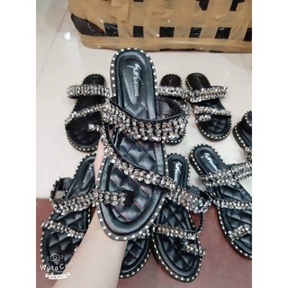 dép xỏ ngón đính đá