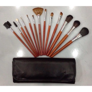 Bộ cọ trang điểm  13 cây công dụng khác nhau