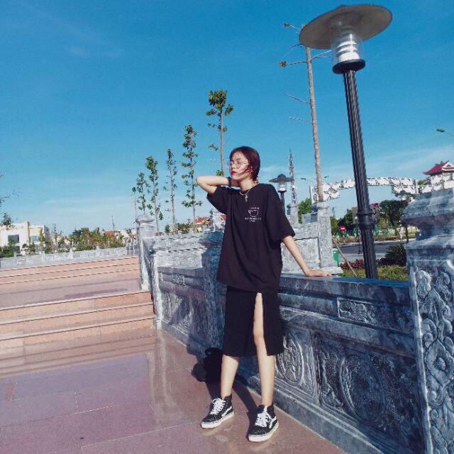 Chân váy dài xòe sẻ tà ,vải tuyết cát co giãn (video+ảnh thật) | BigBuy360 - bigbuy360.vn