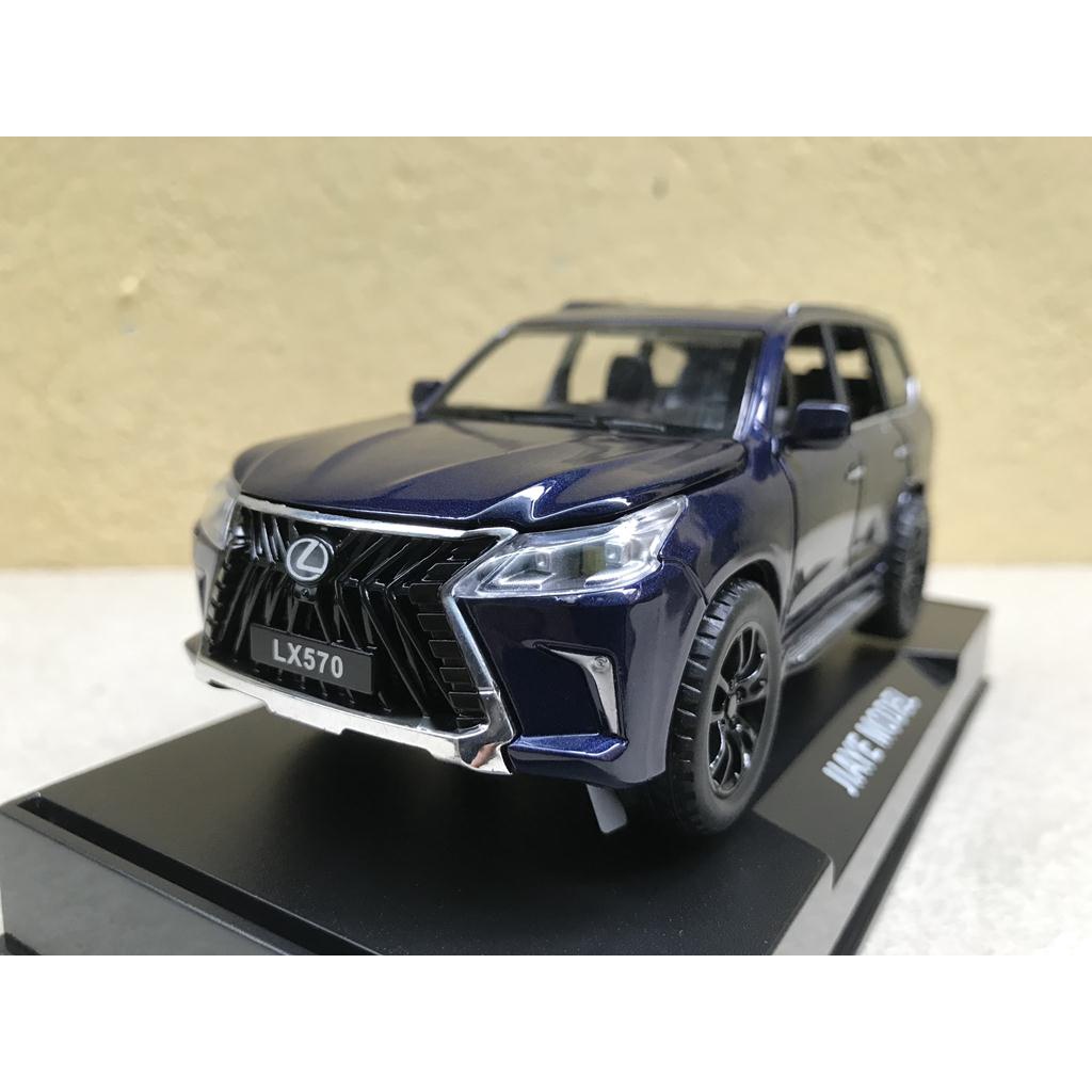 Mô hình xe LEXUS LX570 2022  1:32