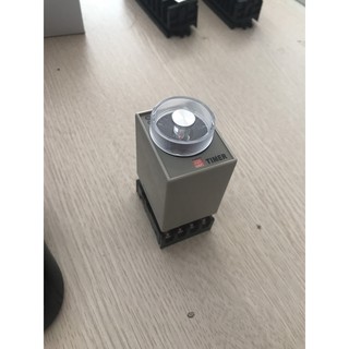 Rơ le thời gian 220VAC 30s 60s cả đế