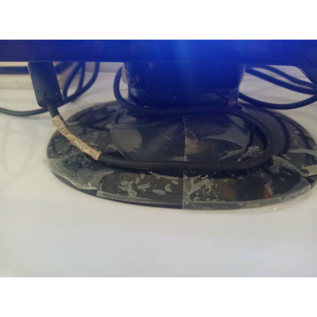 Màn hình hiệu BENQ 20in LED HD còn dán keo zin / kèm dây VGA và dây NGUỒN | BigBuy360 - bigbuy360.vn