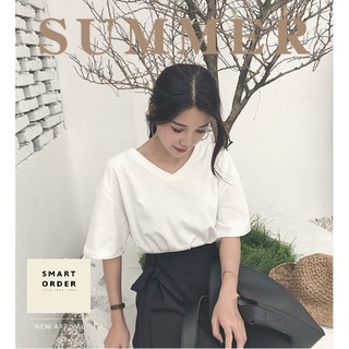 Áo thun tay ngắn cổ tim basic