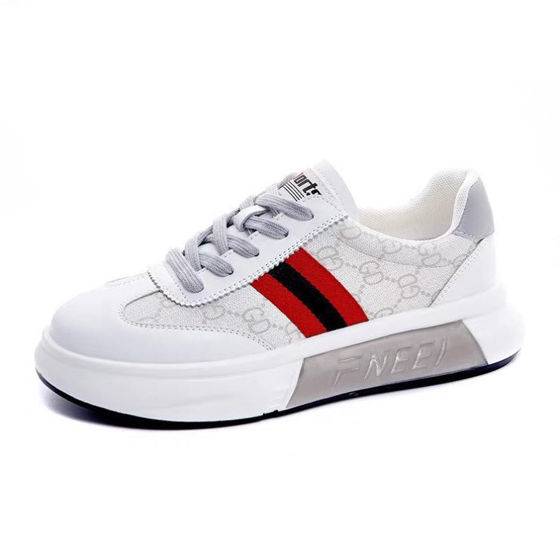 Giày thể thao nữ hot hit