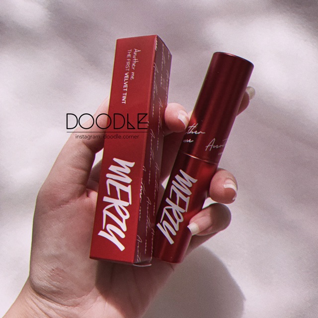 [NEW] Son kem lì Merzy The First Velvet Lip Tint Limited Edition V6 Firenze Negroni phiên bản vỏ đỏ 2019 (Có Sẵn) | Thế Giới Skin Care