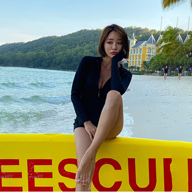 Đồ bơi một mảnh tay dài khoá kéo Hàn Quốc, kiểu áo bơi nữ kín đáo màu đen chất liệu co giãn thoải mái