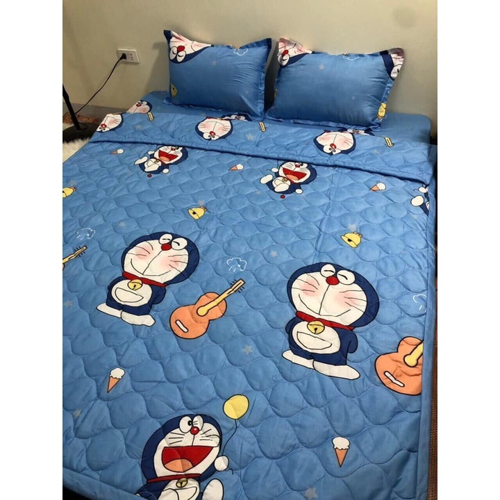 gồm 1 chăn hè 1 ga 2 vỏ gối nằm (MẪU DOREMON ĐÀN)
