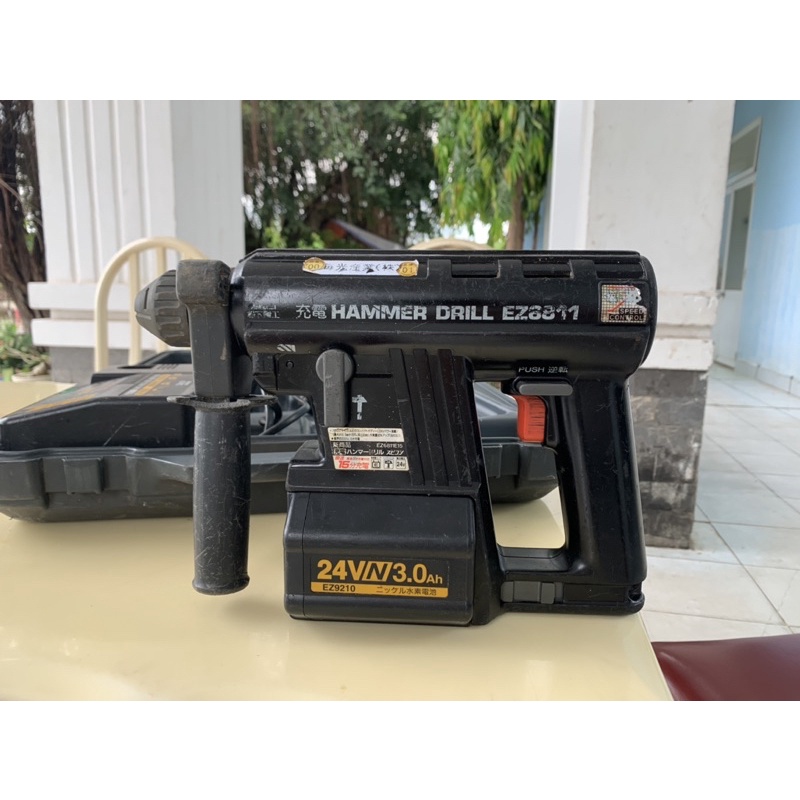 Máy khoan bê tông National 6811 24v.