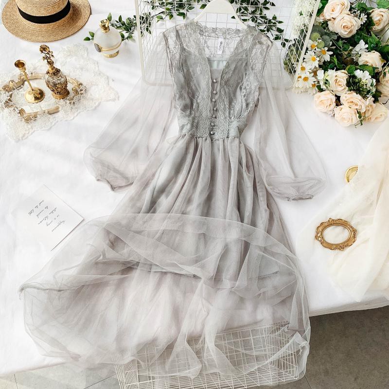 M34 - Đầm Ulzzang ren phối lưới đính nút eo chun dáng xòe dễ thương