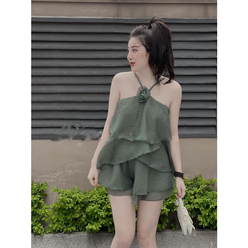 LINH CAVALI - Set tơ yếm 2 màu.