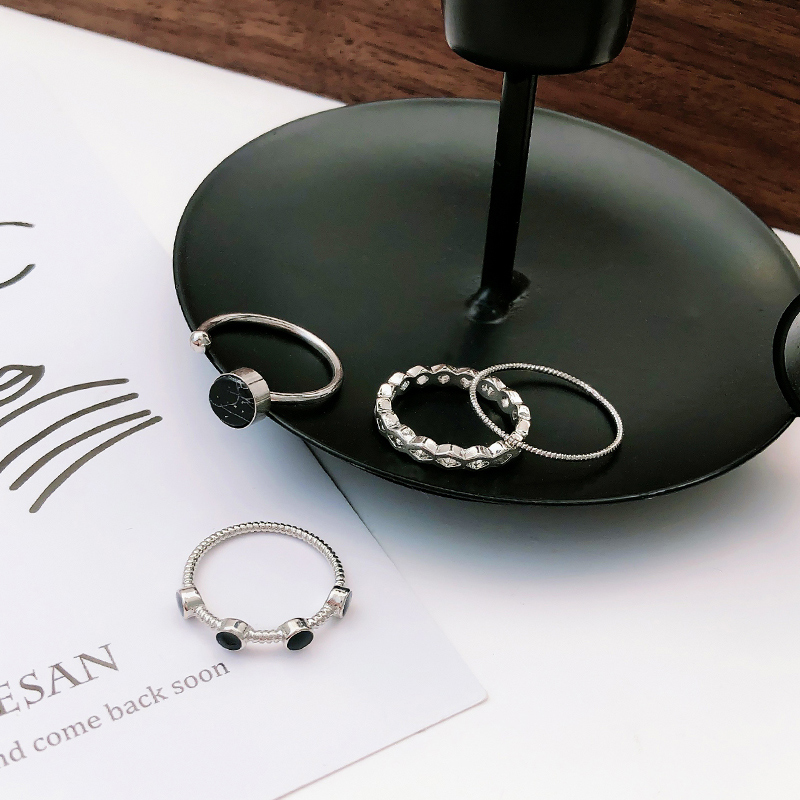 Bộ 4 nhẫn có thể điều chỉnh kích thước tiện dụng hợp thời trang