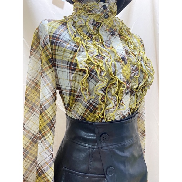 Áo sơ mi voan nhún bèo cổ cao