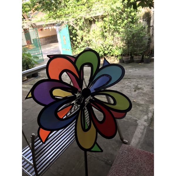 Chong chóng 8 cánh 6 đuôi, tặng kèm keo 502 + chong chóng nhỏ