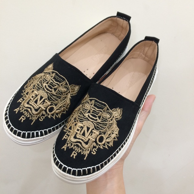 Giày lười slip on thêu hổ cao cấp