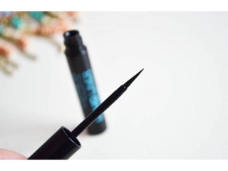 Kẻ mắt nước Catrice Waterproof