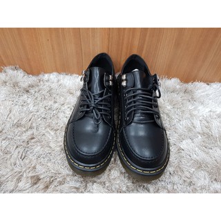 Martin boot đế thấp style oxford cho nữ