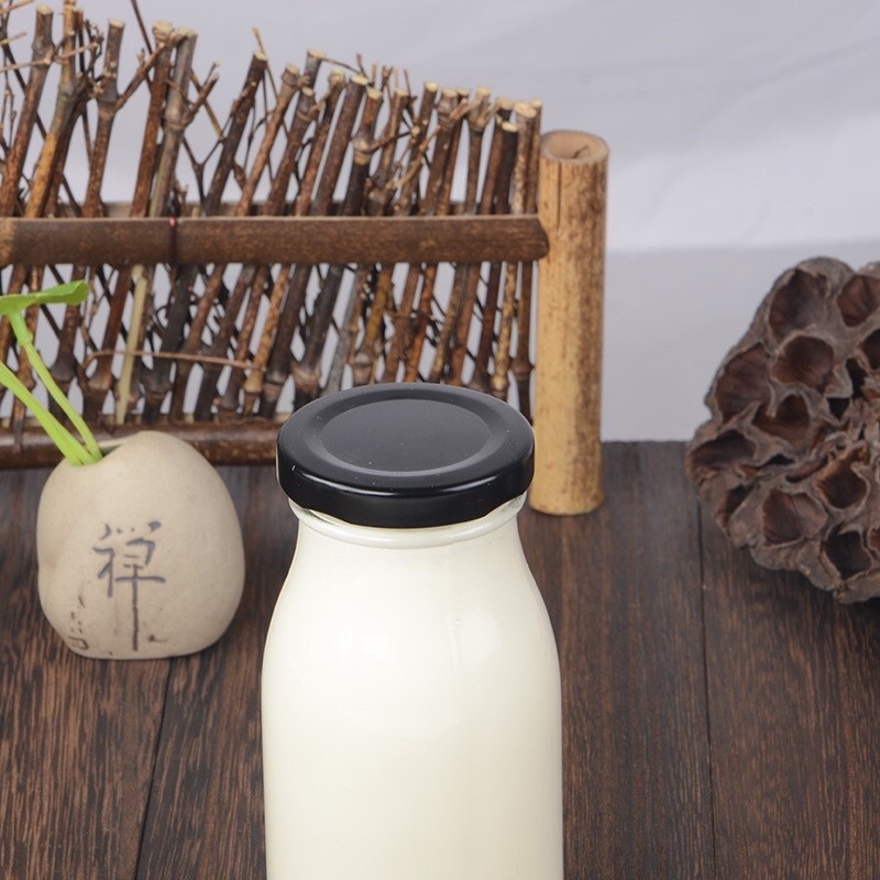 Chai thuỷ tinh đựng sữa nắp thiếc 200ml