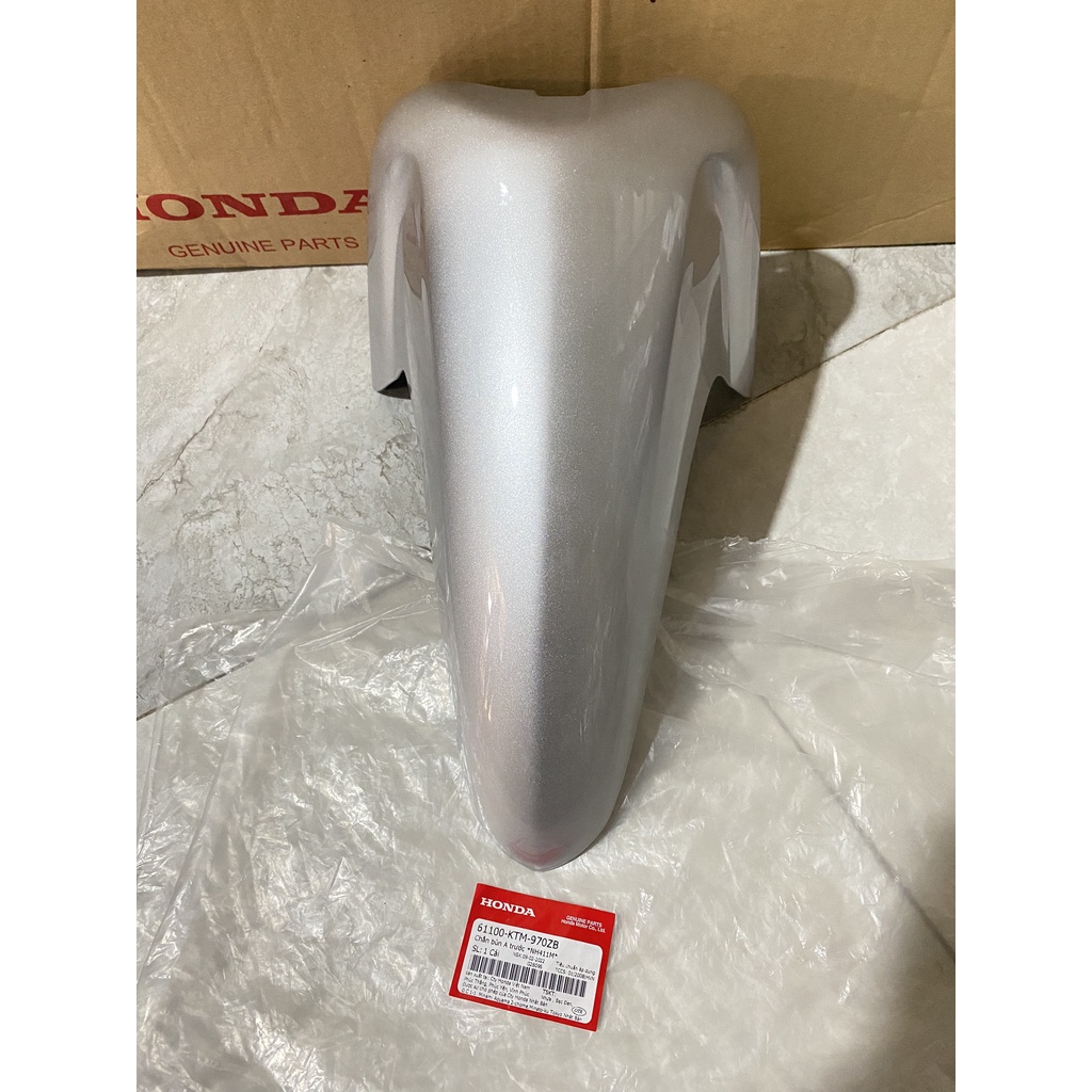 Chắn bùn A trước - dè trước HONDA FUTURE Neo năm 2005-2006-2008 màu Bạc. 61100KTM970ZB