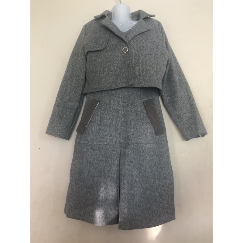 Đầm dạ phối áo hàng new