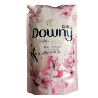 Nước xả vải Downy Đậm đặc Hương hoa anh đào 1.5L