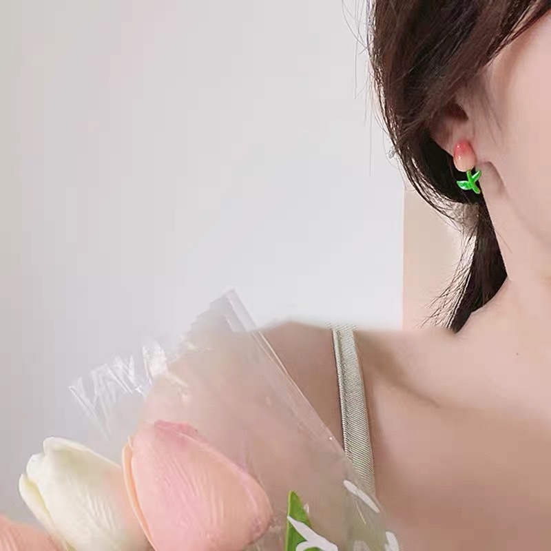 Bông Tai Hình Hoa Tulip Màu Hồng / Xanh Lá Ngọt Ngào Cho Nữ