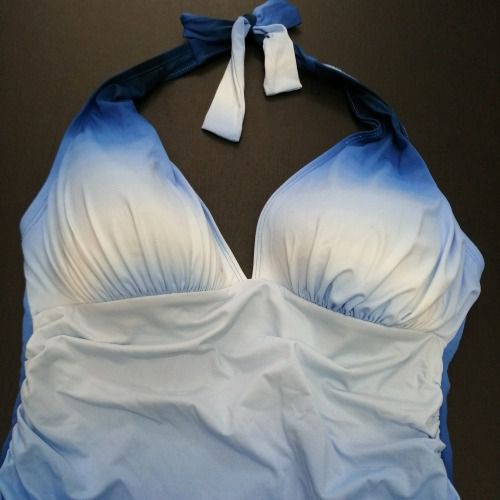 Đồ bơi nữ Bleu cổ yếm màu xanh pha trắng RBHO18486 ( TH8948 ) | BigBuy360 - bigbuy360.vn