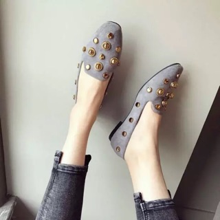 M14: Giày búp bê da lộn
