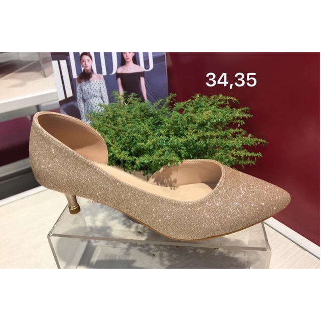 Giày thu dusto sale sốc nhé các mum e ôm lô nên được giá cực hời chỉ 165k sở hữu đôi giày hãng hiệu như ý luôn nhé chị e