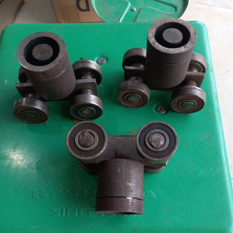 Bi treo cửa 4 bánh