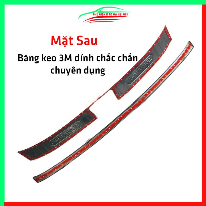 Ốp chống trầy cốp Santafe 2019-2023 vân titan