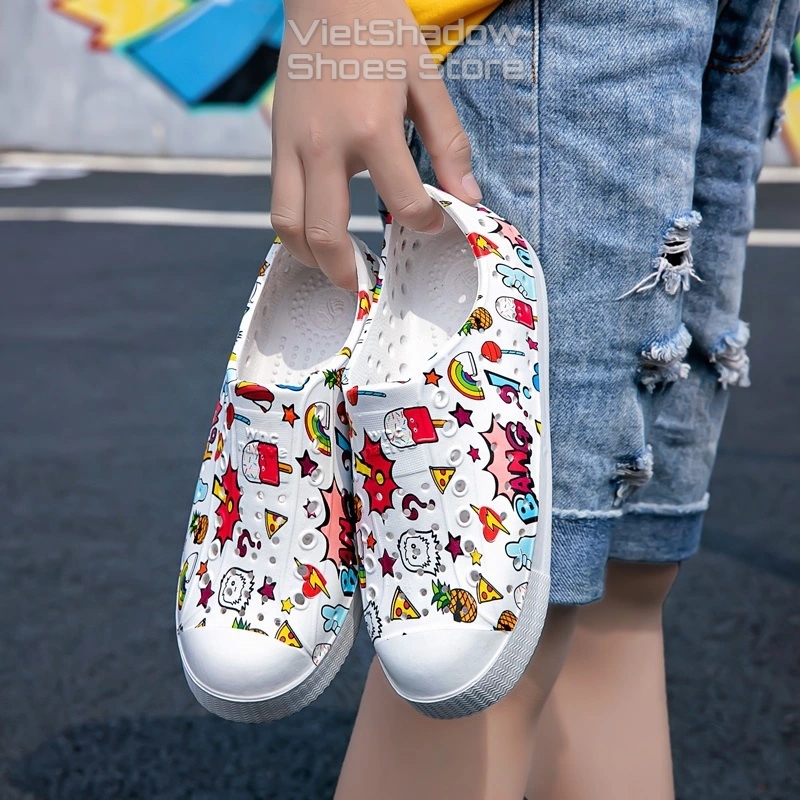 Giày nhựa WNC NATIVE trẻ em in họa tiết - Chất liệu nhựa EVA mềm, siêu nhẹ, không thấm nước - Họa tiết Sticsker