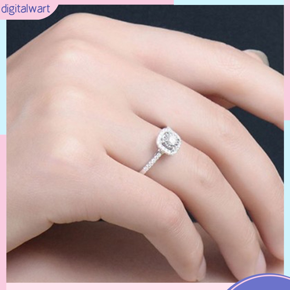 Nhẫn đính đá zircon thiết kế sành điệu trẻ trung cho nữ