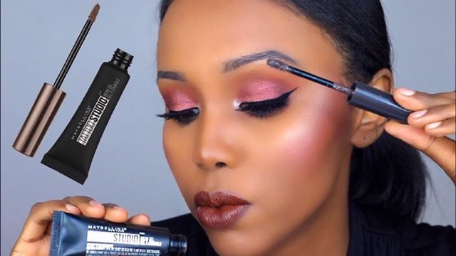 GEL KẺ CHÂN MÀY MAYBELLINE TATTOO STUDIO WATERPROOF BROW GEL.