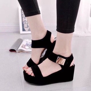 Sandal Đế Xuồng